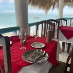 Paseo Del Mar